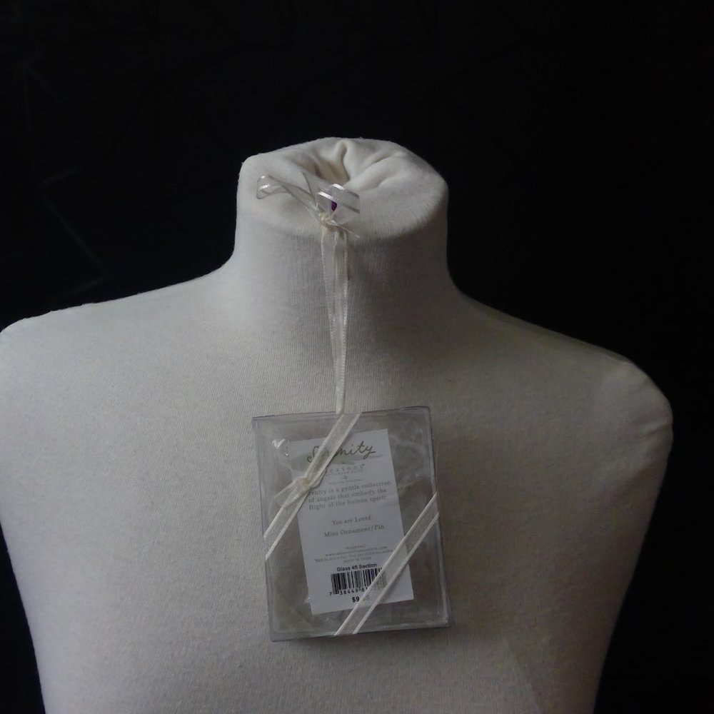 NWT Serenity Angel with ribbon hanger - Picture 2 of 7